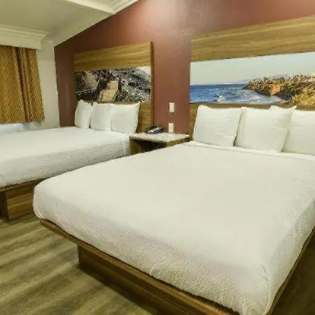 Rodeway 3*