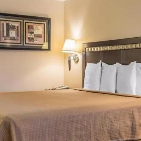 Hotel Rodeway Carlsbad