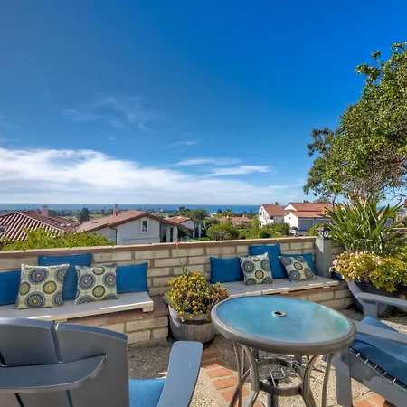 Luxury Coastal Escape | Sleeps 4 | Ocean Views + Amenities * Carlsbad