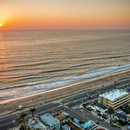 Sycamore Haus Estate - Rent 3 Ocean-view Luxury Steps From State Holiday home