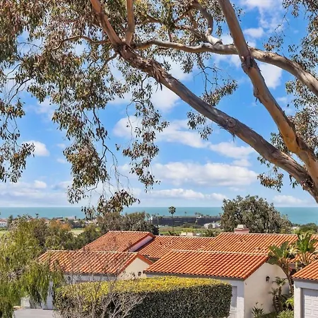 2br With Views Near Shops And Food, Fast Wifi Carlsbad