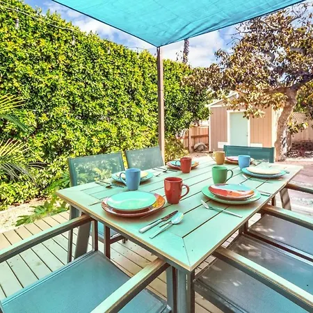 Holiday home Comfortable 2br Walk To *