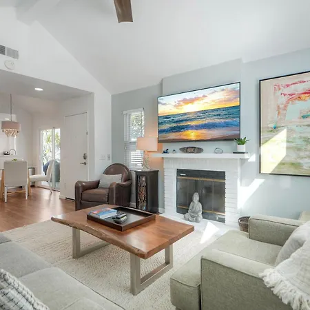 Holiday home Coastal — Private Patio + Gated Pool & In Minutes To The Beach! *