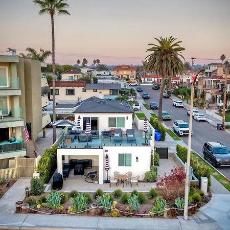 Holiday home Sycamore Haus Estate - Rent 3 Ocean-view Luxury Steps From State