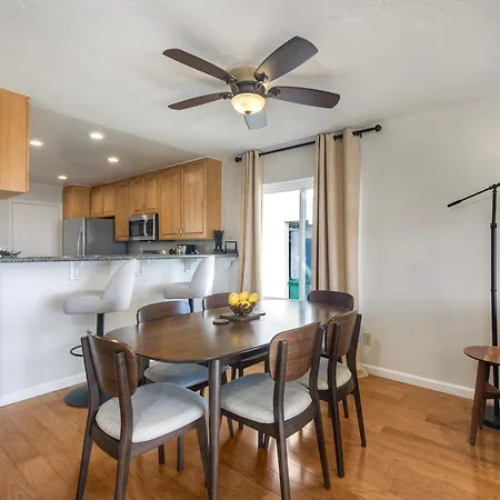 Holiday home Luxury Coastal Escape | Sleeps 4 | Ocean Views + Amenities