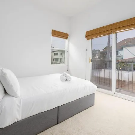 Ocean View 4 Bedroom Holiday home Carlsbad