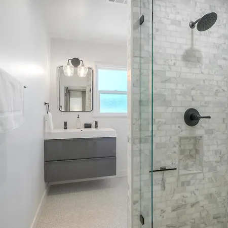 Sycamore Haus Estate - Rent 3 Ocean-view Luxury Steps From State Holiday home