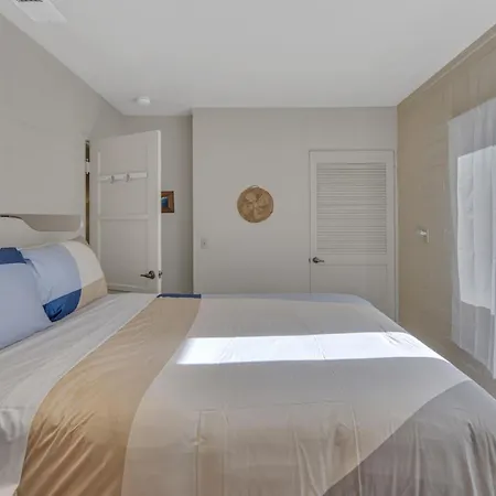 2 Blocks To Beach, Firepit, Sandbox, Bbq, Work