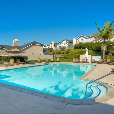 Coastal — Private Patio + Gated Pool & In Minutes To The Beach! Carlsbad