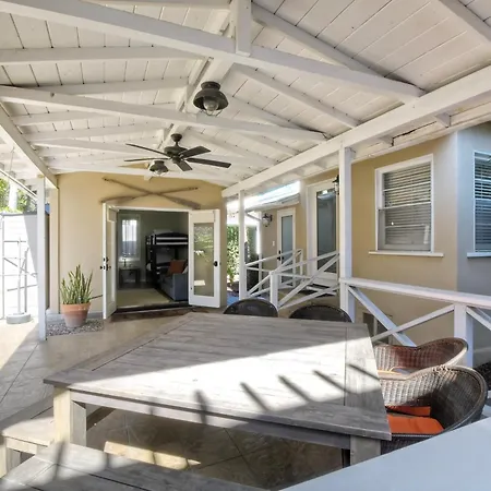 Coastal Steps From The | Walk To Village, Dog-friendly * Carlsbad