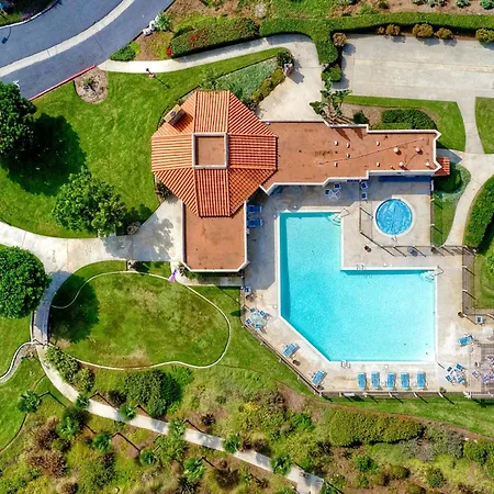 Holiday home Luxury Coastal Escape | Sleeps 4 | Ocean Views + Amenities Carlsbad