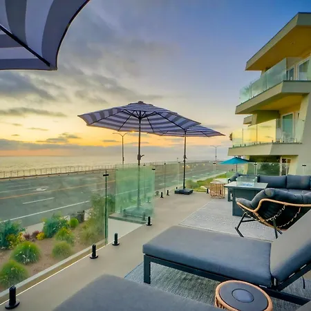Sycamore Haus Estate - Rent 3 Ocean-view Luxury Steps From State Holiday home Carlsbad