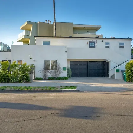 Sycamore Haus Estate - Rent 3 Ocean-view Luxury Steps From State Holiday home Carlsbad