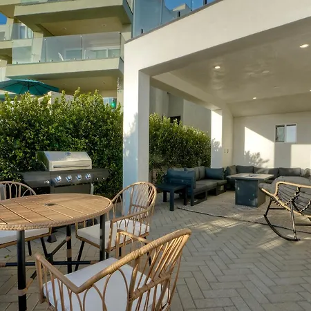 Sycamore Haus Estate - Rent 3 Ocean-view Luxury Steps From State *