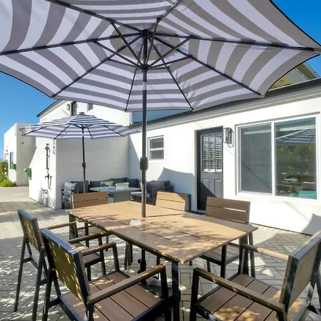 Sycamore Haus Estate - Rent 3 Ocean-view Luxury Steps From State
