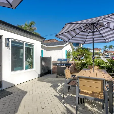 Sycamore Haus Estate - Rent 3 Ocean-view Luxury Steps From State