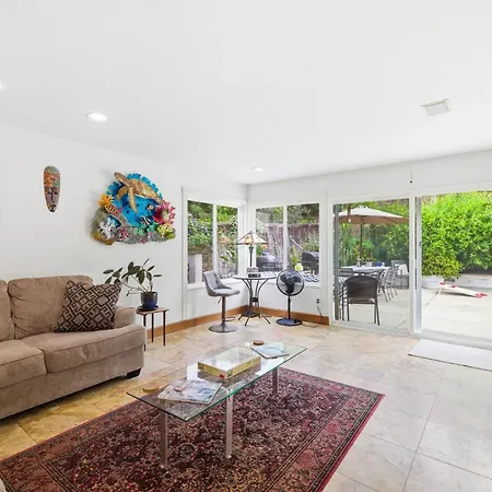 Pool Retreat With Hot Tub And Patio Carlsbad