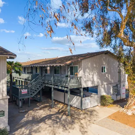 Holiday home Coastal Retreat Carlsbad