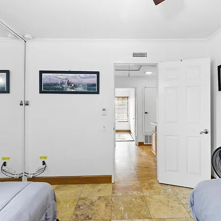 Holiday home Pool Retreat With Hot Tub And Patio Carlsbad