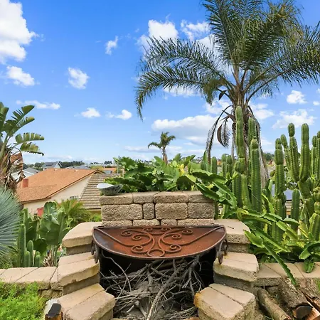 Holiday home Pool Retreat With Hot Tub And Patio Carlsbad