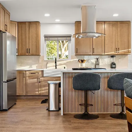 Casa Sol - 4 Bed, Sleeps 8, Bike To Lagoon And Carlsbad