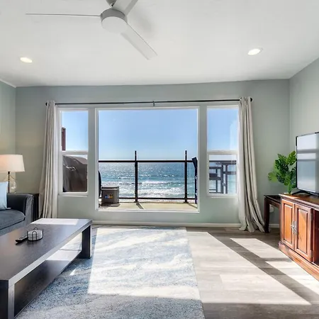 Oceanfront Condo, Private Balcony, Access, Bbq Apartment *