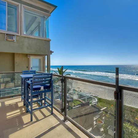 Oceanfront Apartment, Private Balcony, Access, Sunset Views Apartment *