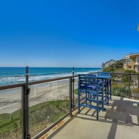 Oceanfront Condo, Private Balcony, Access, Bbq Apartment