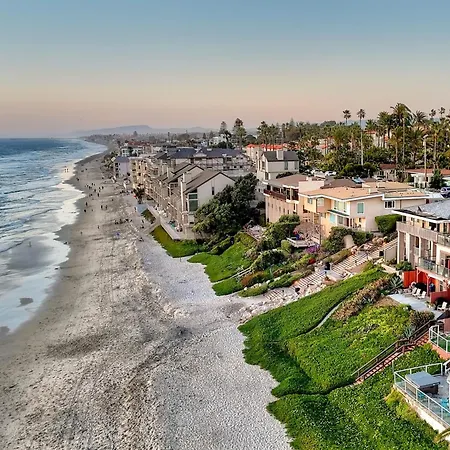 Oceanfront Condo, Private Balcony, Access, Sunset Views Apartment