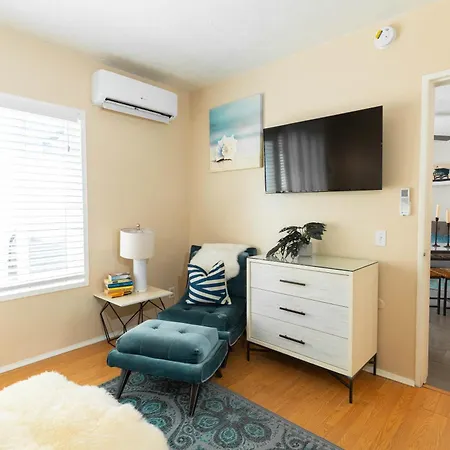 Beachwalk 4*