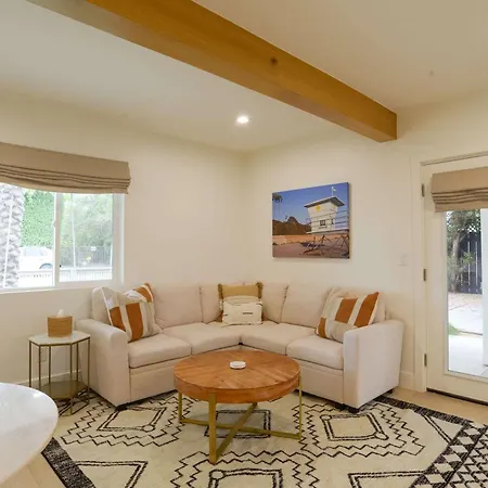 Elegant 2br With Outdoor Space Holiday home Carlsbad
