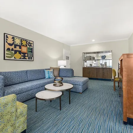 Hotel Western View 3*