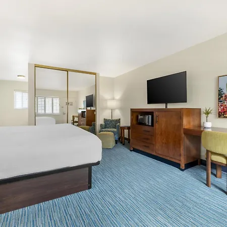 Western View Hotel