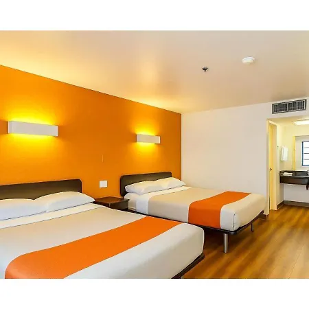 6-carlsbad, Ca