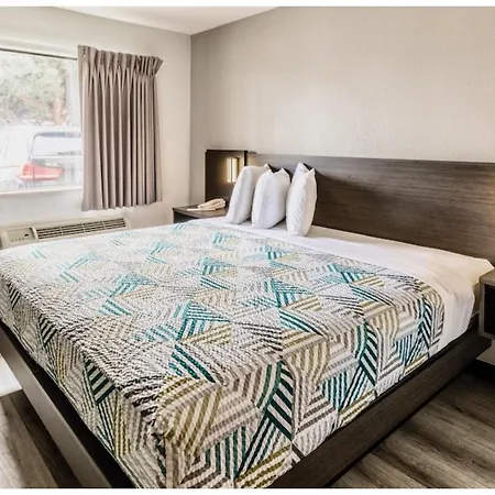 6-carlsbad, Ca - East Near Legoland 3*