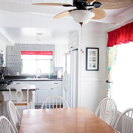 Holiday home Getaway - Kid And Pet Friendly
