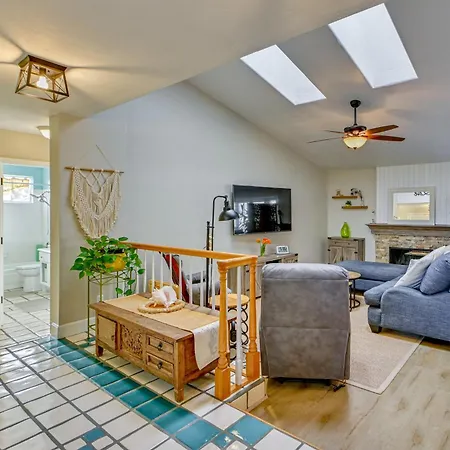 1 Mi To Beach! 'carlsbad Retreat' W/ Serene Garden Carlsbad