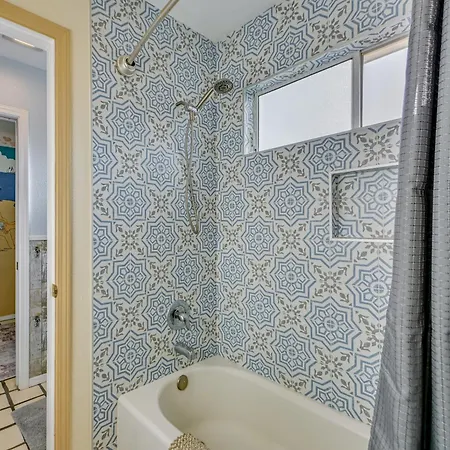 Holiday home 1 Mi To Beach! 'carlsbad Retreat' W/ Serene Garden *
