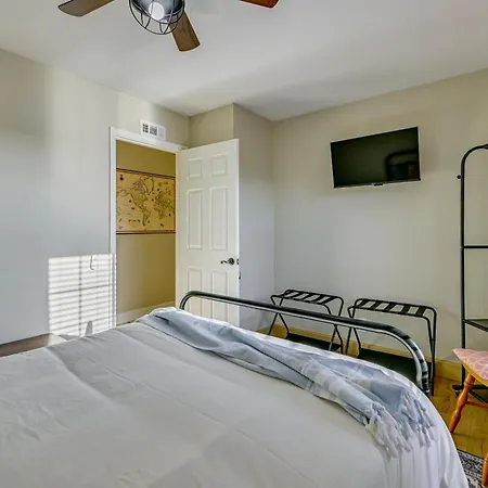 1 Mi To Beach! 'carlsbad Retreat' W/ Serene Garden * Carlsbad