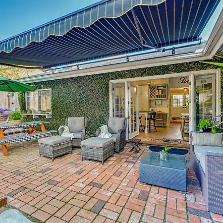 Holiday home 1 Mi To Beach! 'carlsbad Retreat' W/ Serene Garden *