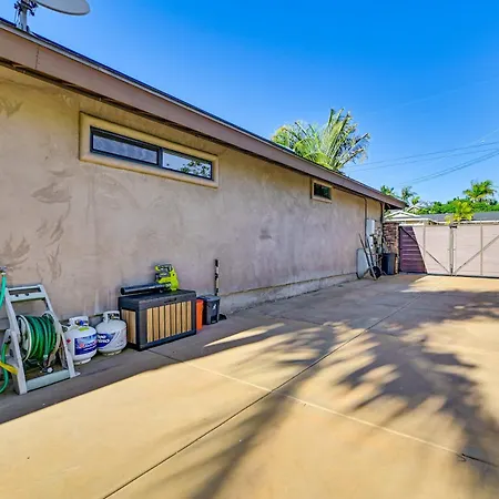 Walk To Lagoon! Luxe Coastal Escape W/ Pool Table *