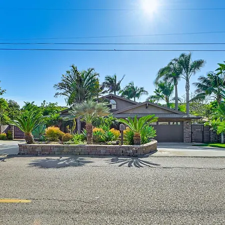 Walk To Lagoon! Luxe Coastal Escape W/ Pool Table Carlsbad