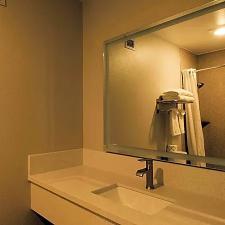 Days By Wyndham Hotel 2*