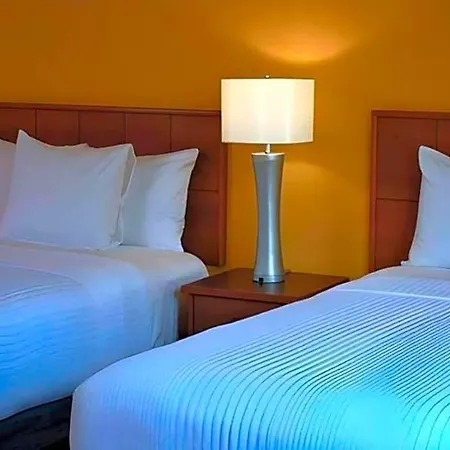Hyatt House San Diego Hotel