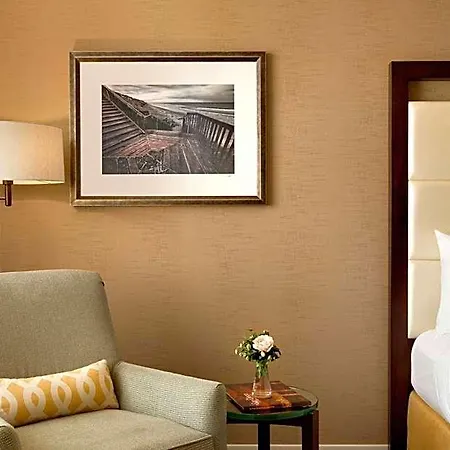 Resort Cape Rey Beach, A Hilton &
