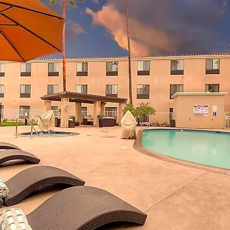 Express & By Ihg 3* Carlsbad