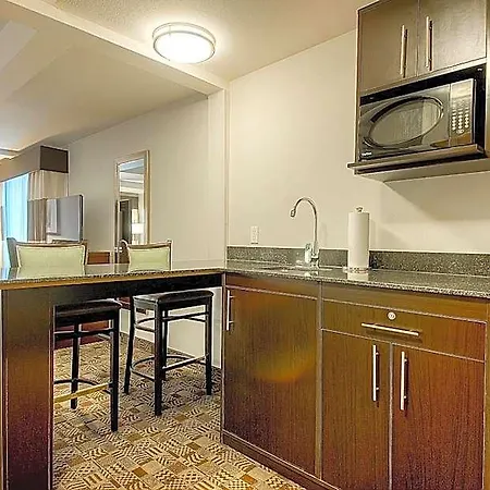 Hotel Express & By Ihg 3*