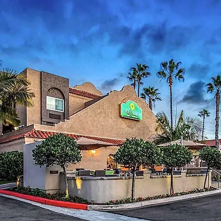 La Quinta By Wyndham - Legoland Area Hotel