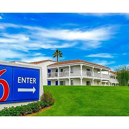 6-carlsbad, Ca Carlsbad