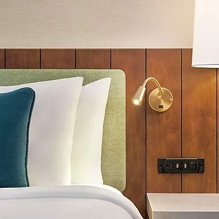 Hilton Garden 4*